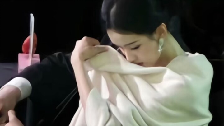 Wait… so THIS is what leveling up to a higher tier feels like?! This lady went from sitting in the b