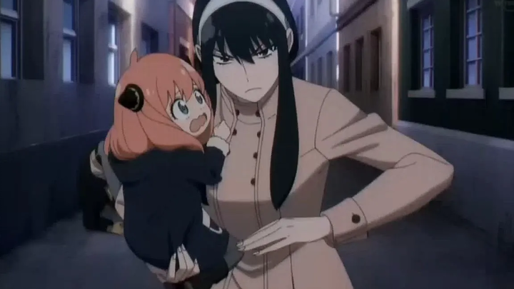 อาเนียรับพันธบัตรและช่วยชีวิตลอยด์จากความตาย Spy x Family ตอนที่ 12