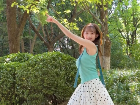【Li Zixuan】Cover Dance to Jeon So-yeon’s “I’m Quitting My Job”