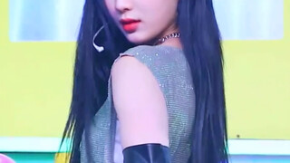Tự nhận mình là thần tượng biểu cảm của Diné - Thần câu cá thế hệ mới của Kpop, thần bắn tỉa đẳng cấ