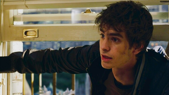 [Andrew Garfield] Tự mình liếm mặt ‖ Làm ơn! Thật tuyệt khi có một người bạn trai thời trung học xuấ