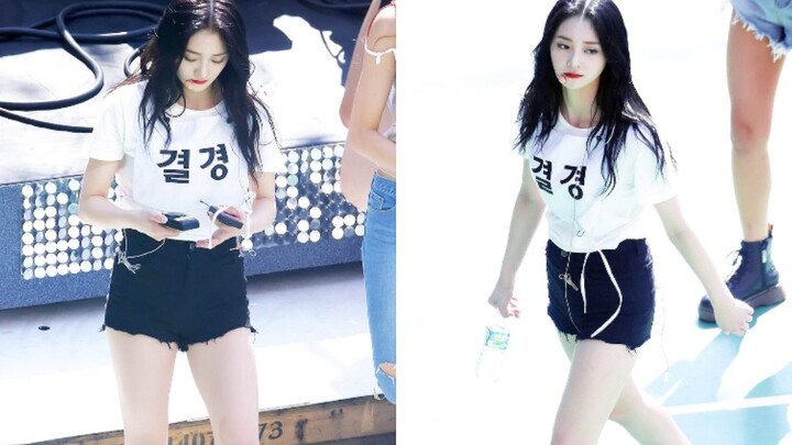 舞蹈老师周洁琼翻跳了EXO【LOVE SHOT】，双A舞担我可以