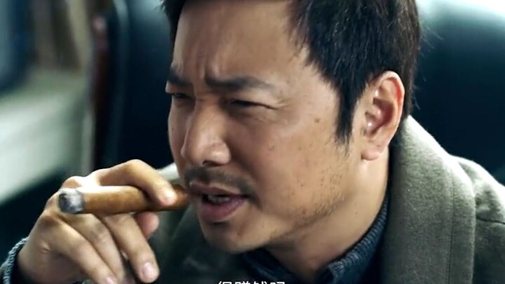 ทั้งเรื่องไม่มีตัวร้ายสักคน ความผิดมีอยู่เพียงข้อเดียว ก็คือความจน! และโรคที่รักษายากที่สุดก็คือความ