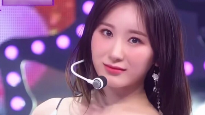 【IZ*ONE】Penari utama yang maha kuasa Lee Chae-yeon, menonton tarian Feather sungguh menyenangkan