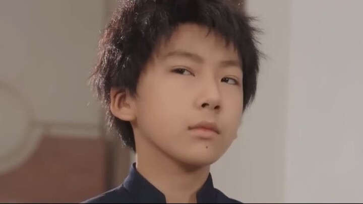 พูดไม่ได้จึงถูกไล่ แต่แท้จริงคือเซียนเกิดใหม่ สี่ตระกูลเป็นทาส ครอบครัวเสียใจ