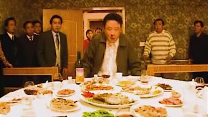 These people were so snobbish that they actually mistook the mayor for a local thug, which ultimatel