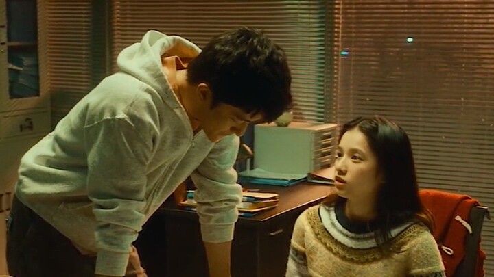 "Anh đã nói chúng ta chỉ còn cách hạnh phúc một bước nữa thôi"