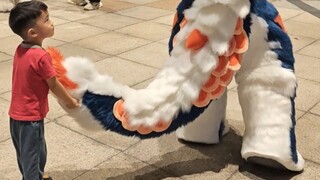 Kid: I won’t let your tail drag on the floor! It will get dirty!