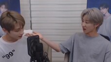 [Tiaoting] Xiaoba: Are you chatting with other Northeasterners behind my back? Renjun: I speak North