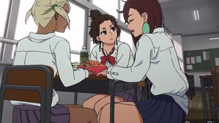kelakuan cewek kalo di kelas gibahin orang!!