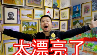 小伙花了三个小时，把40000块钱画挂满墙上，真的太好看了！
