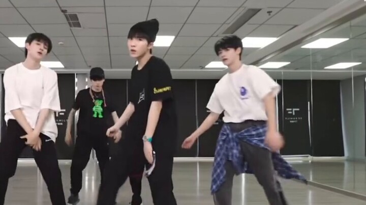 Worth watching!! Three generations of super exciting dance moments are so exciting to watch at once!