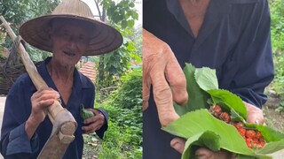 爷务农回来 看到孙女 颤抖地从口袋掏出“惊喜” 孙女一看泪崩！网友：谁也不知道爷爷的兜里藏什么