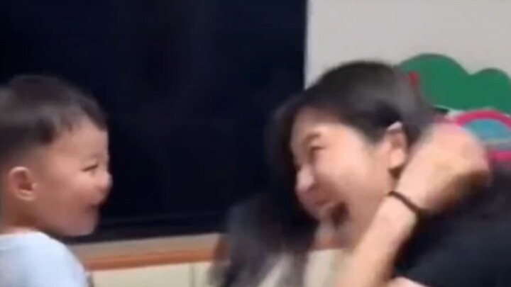 الدجاج الذي تربيه عائلة جي مي على قناة تي في جميلة