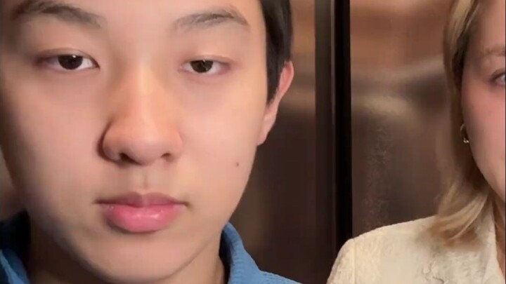 Laporin ke teman-teman online soal kondisi keuangan putra saya