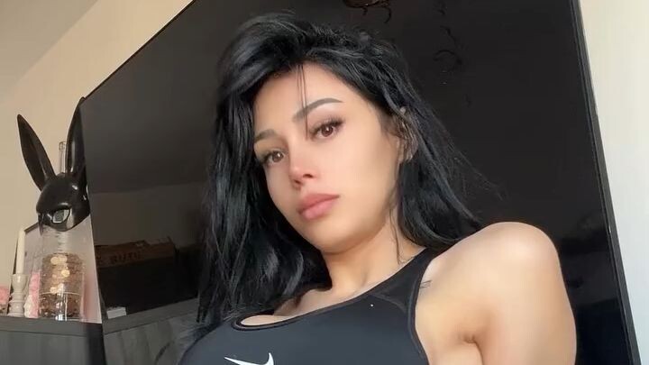sabina_princess___3582986853775789515_2025-03-07