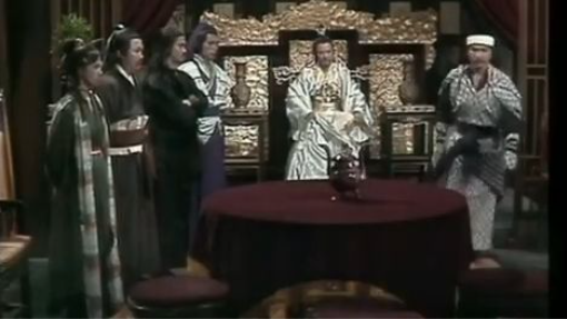 ยอดยุทธจักรมังกรฟ้า (Dragon Strikes-天龙诀) 1979#25