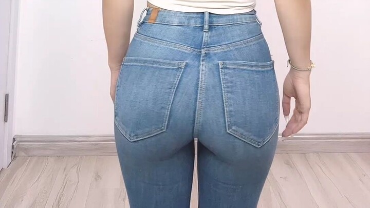 Là NeNe đây – Quần bò ôm sát 202601131309