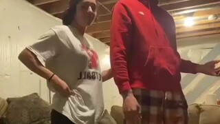 “指出我身上你最喜欢的部位：”