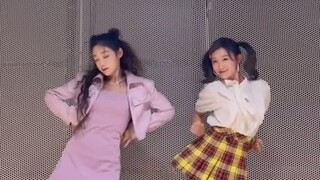 【李子璇】【希林娜依高】一年后的见面 吼吼！！！李子璇伸懒腰舞