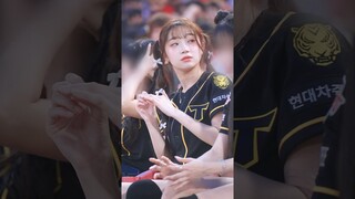 "왜 거기에 있지?" 이주은(Lee Ju-Eun)치어리더