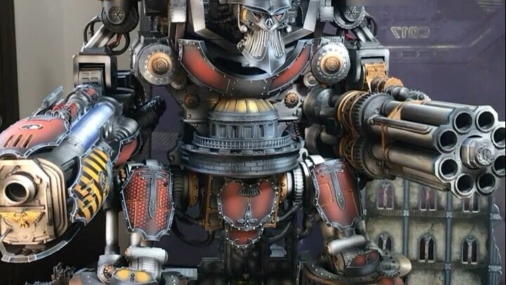 Warhammer Emperor-class Titan 80cm tall