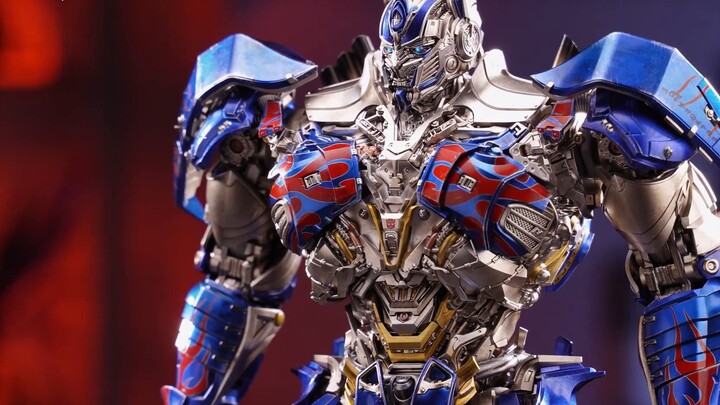 Hãy làm việc chăm chỉ hơn nhé, Hiệp sĩ Trụ cột! chia sẻ threezero dlx Knight optimus Prime!