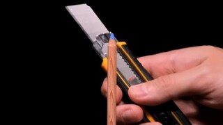 【زوّد التكبير مائة مليون مرة】 قطع قلم رصاص بشكل طولي