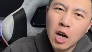 50 سم ووزن 6 كيلو من ساحر الظلام في لعبة يوغي! حتى الكلاب لا تلعبها