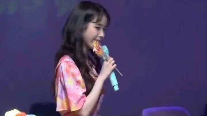 IU ลีจีอึนที่ถูกแฟนคลับหยอกจนทำอะไรไม่ถูก น่ารักเกินไปแล้ว!