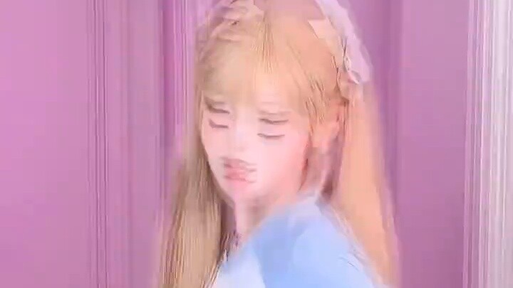 She’s really not Sister Zhou, she just looks similar!