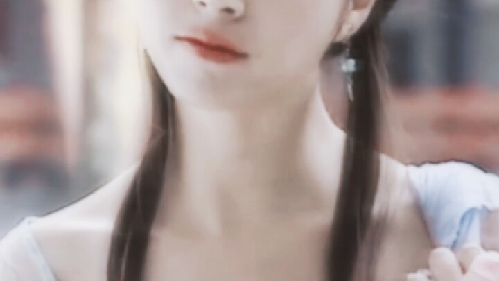 18 năm trước, cô ấy bế khí phi thăng thành tiên, khiến tôi phải thốt lên: “Thật là tiên nữ!” Tiếc rằ