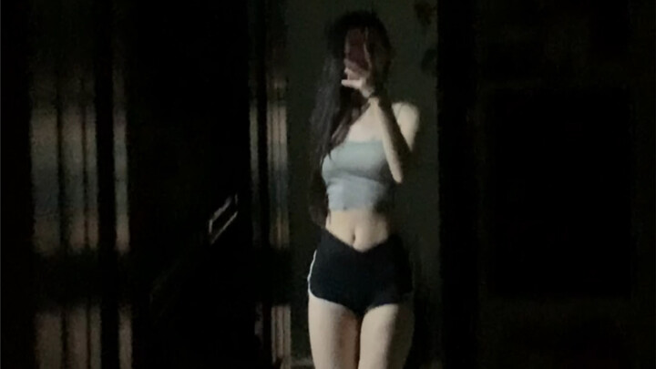 No more pretending—I’m showing off my body!