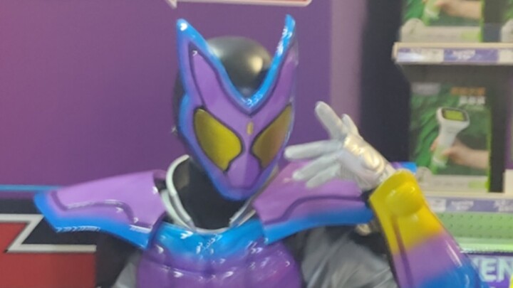 Anh ấy thực sự rất thích nhảy múa op ( )