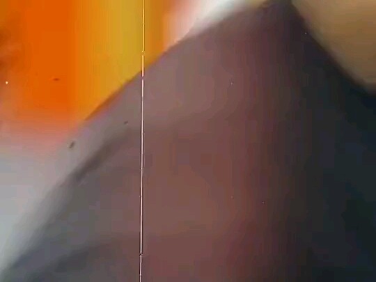 Đổ mồ hôi đầm đìa rồi nhỉ, cậu em?