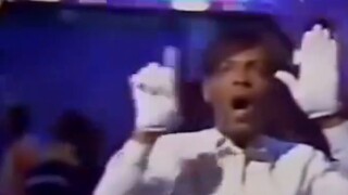 Người đầu tiên bước đi trên mặt trăng trên TV là giáo viên của Michael Jackson!