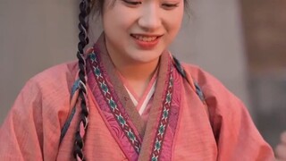 &{เต็มเรื่อง}ลูกชายของแม่ค้าผักถือจี้หยกออกตามหาพ่อ แต่ใครจะคิดว่าพ่อเขาคือกษัตริย์