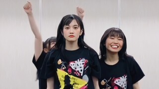 Koizumi-san mặt thẳng nhảy múa ww