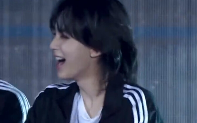 【يون جينهان】تقرير: هناك أرنب يعشق العزف الكبير إلى أبعد الحدود!