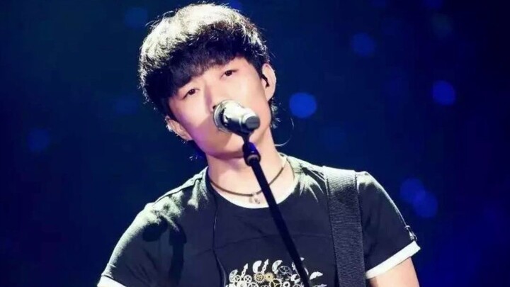 ความเสียใจที่ยิ่งใหญ่ที่สุดในชีวิตของจ้าวเหลยคือหลังจากเขาโด่งดังแล้ว แม่กลับจากไปเสียก่อน