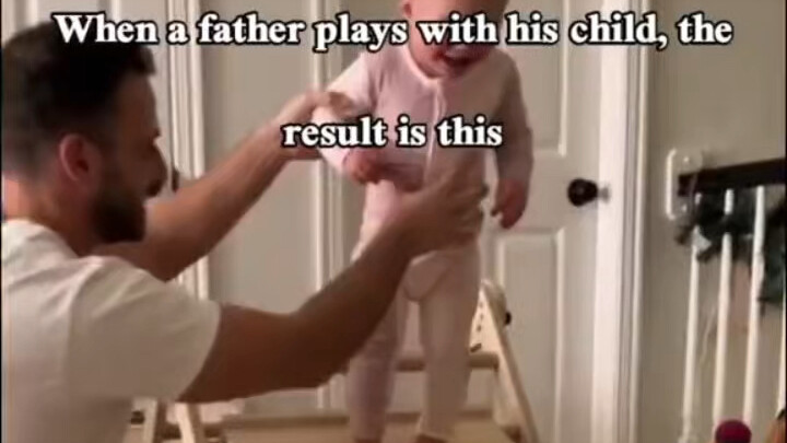 الأب يرعي الطفل، والنتيجة هي... (ممتع جدًا! 🤪)