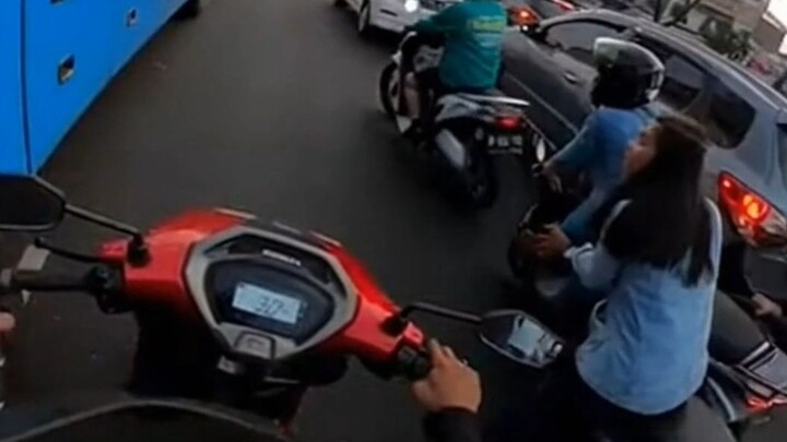 Stang motor ga mau belok