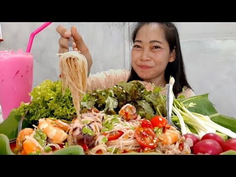 ตำซั่วค่ะ กินตำซั่วทะเล หมึก กุ้งลวกแซ่บๆกินหมดนี้นอนพุงกางได้เลย