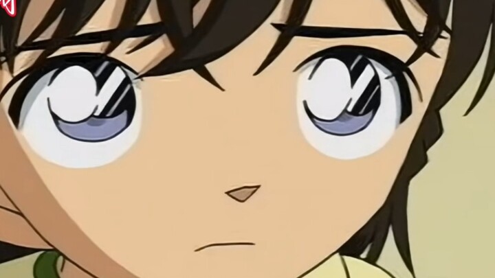 Xinlan sangat imut saat dia masih kecil!!!