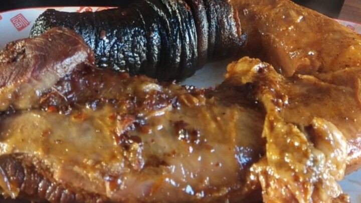 The donkey’s big treasure, so delicious!