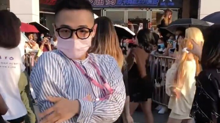 【Big Pancake Straight Shot】Follow the song and dance with the big pancake in Fuzhou