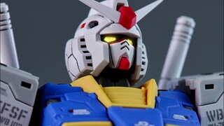 就是简单觉得很帅！万代RG元祖高达2.0 RX-78-2