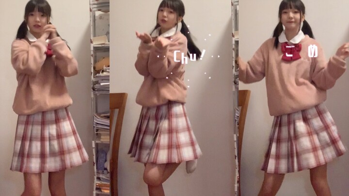 I'm so sorry for being so cute～(●°u°●)"