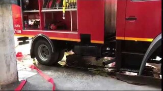 หน้าร้อน#ระวังฟืนไฟกันด้วยนะครับ#เหตุไฟไหม้ไกล้บ้านครับ#โชคดีเล็กน้อยไม่มีคนบาดเจ็บ