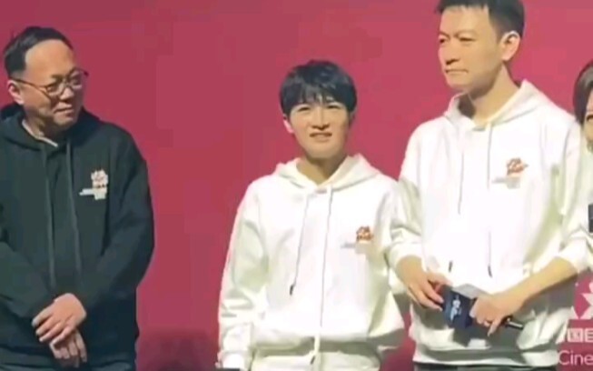 周深清唱《流浪地球2》主题曲，这是人能唱出来的吗？